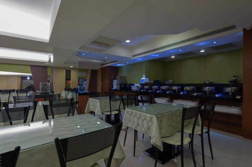 Green World Linsen Đài Bắc Ngoại thất bức ảnh
